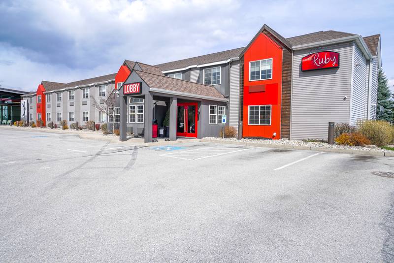 Hotel Ruby Sandpoint | Ponderay
